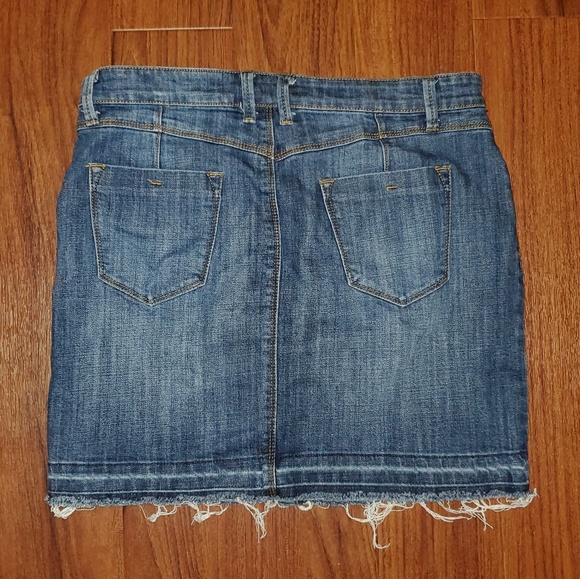 Denim skirt - Picture 2 of 3